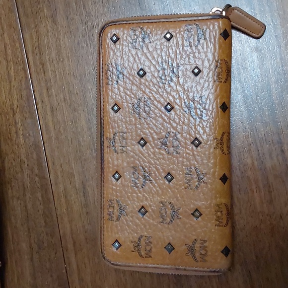 MCM Cognac Hobo Bag with Matching Wallet Iconic Monogram Print - Picture 8 of 12